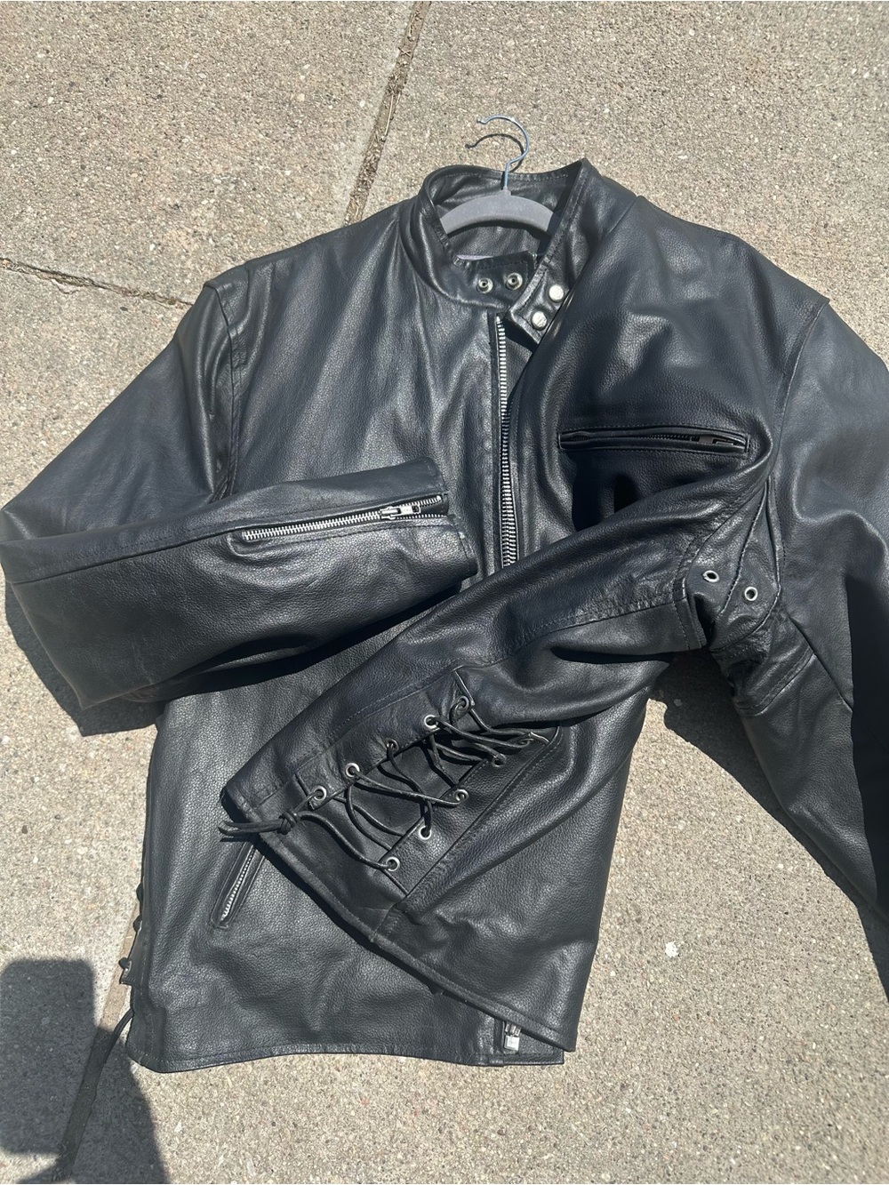 Men's Black Leather Bomber Jacket - Classic Zip Front - Picture 2 of 5